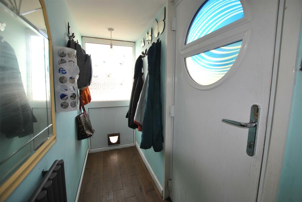 ENTRANCE HALLWAY