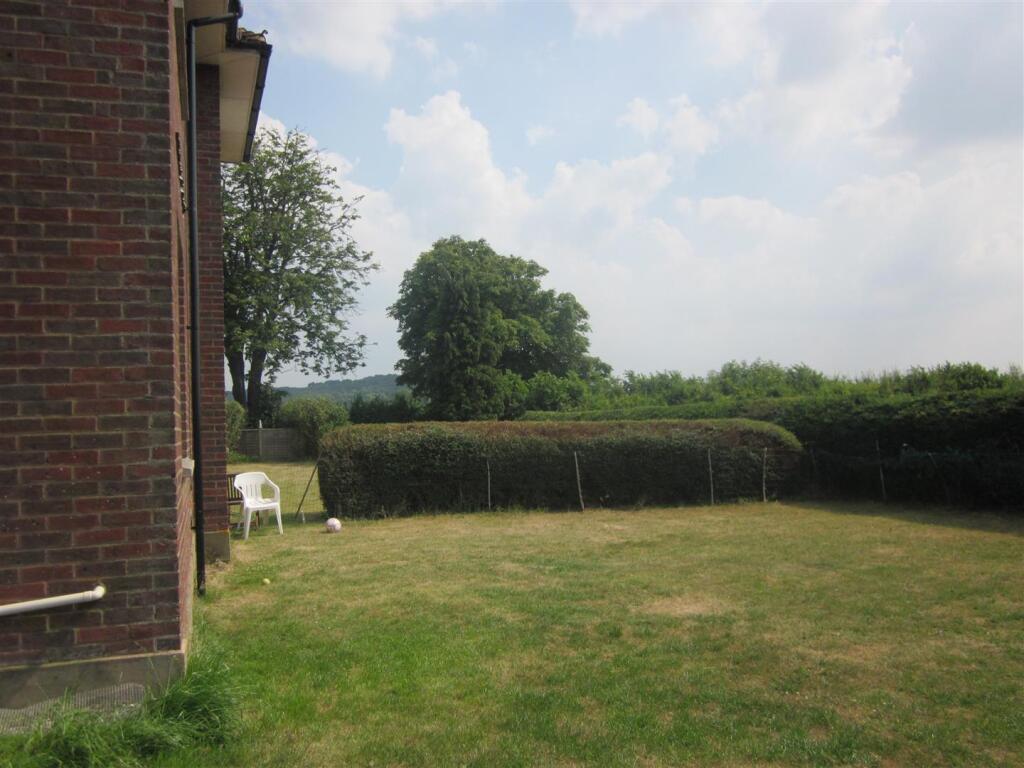 Hatchmead Farm Garden 020 [00043842].JPG