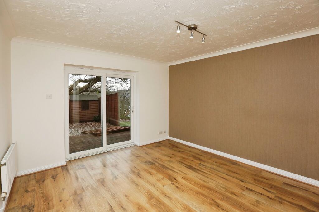 Applewood gardens, Southampton, SO19