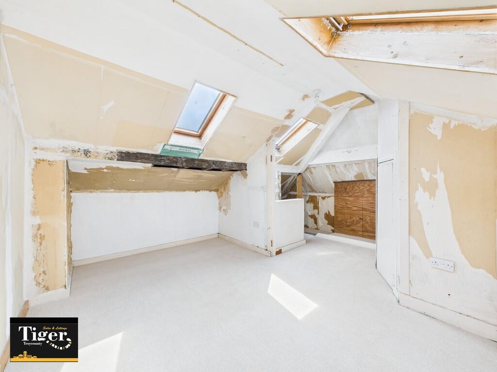 CAM03440G0-PR0332...