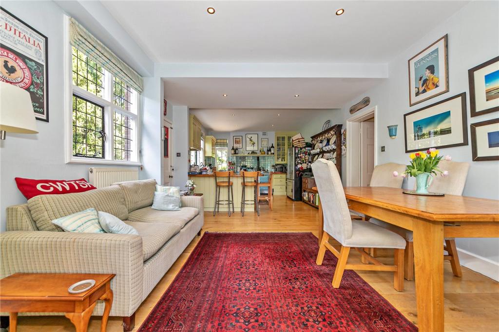 Breakfast Room