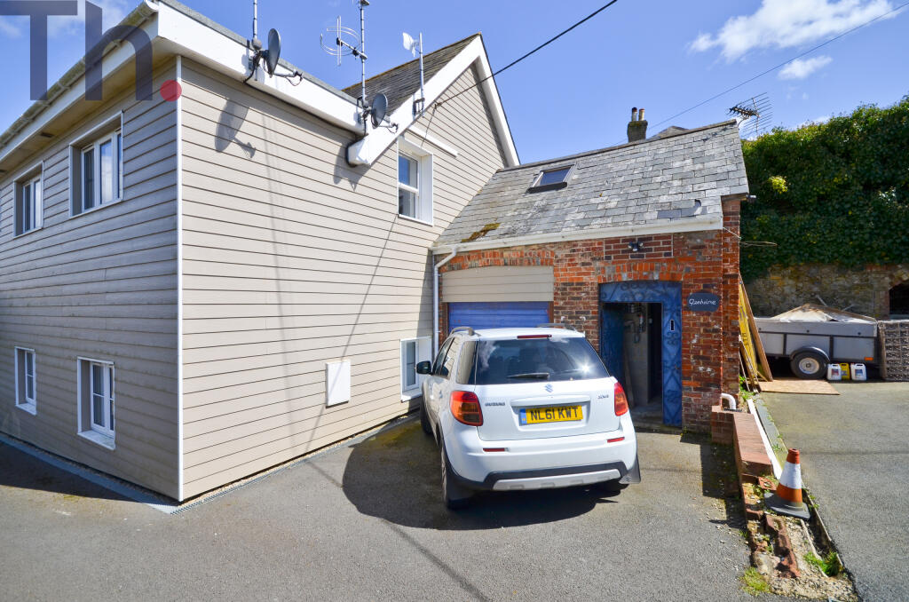 Garage &amp; Parking Area.JPG