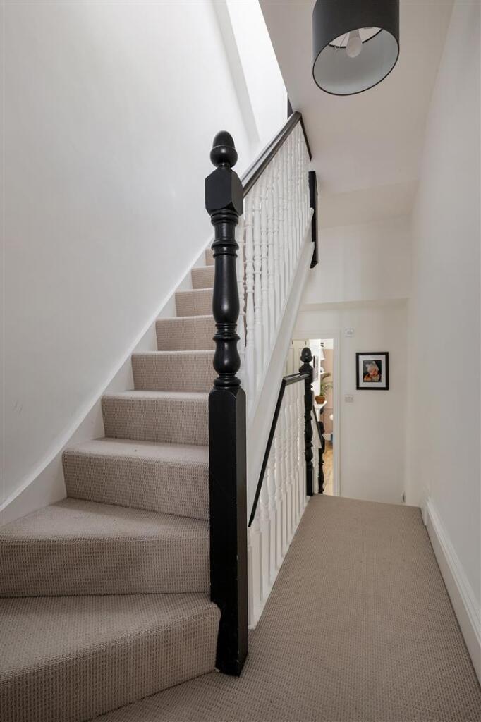 Selwyn Avenue E4