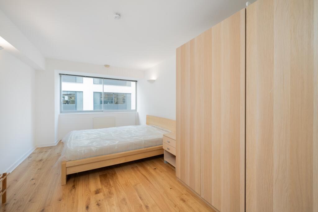 Cinnamon Wharf 21...