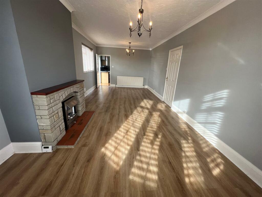 87TR 12.jpg