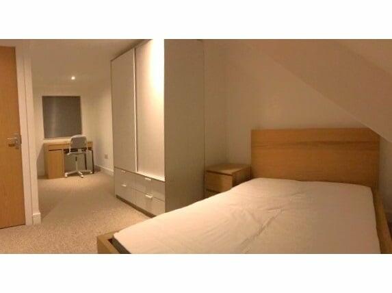 2nd floor bedroom 4