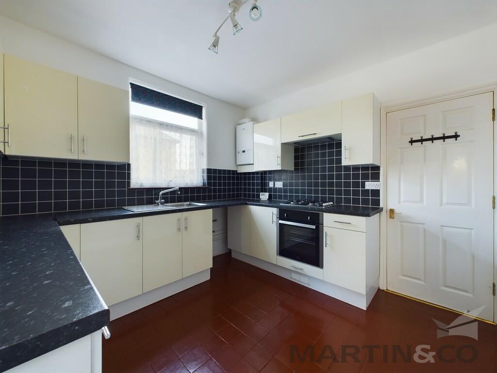 6 Kitchen
