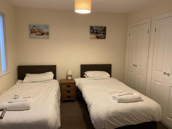 75673 R210216 010 LOT179 IMG 12 0000 Max 656x437 T202512031623.jpeg