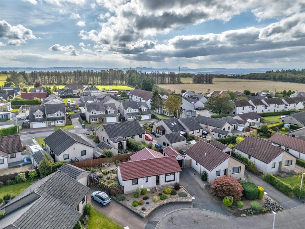 29 Blacklaw Drive Dundee-13.JPG