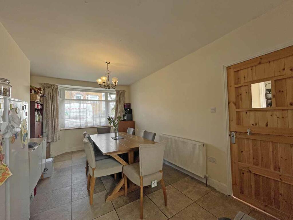 Kiel Place 5 - Dining Area...jpg