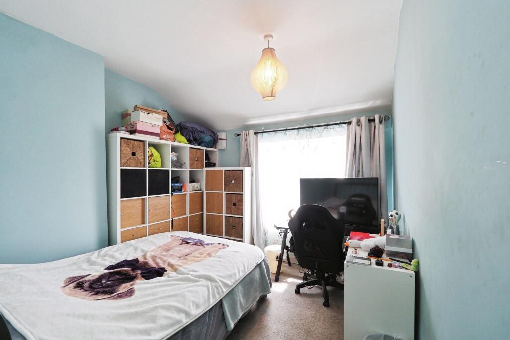 Large Double Bedroom