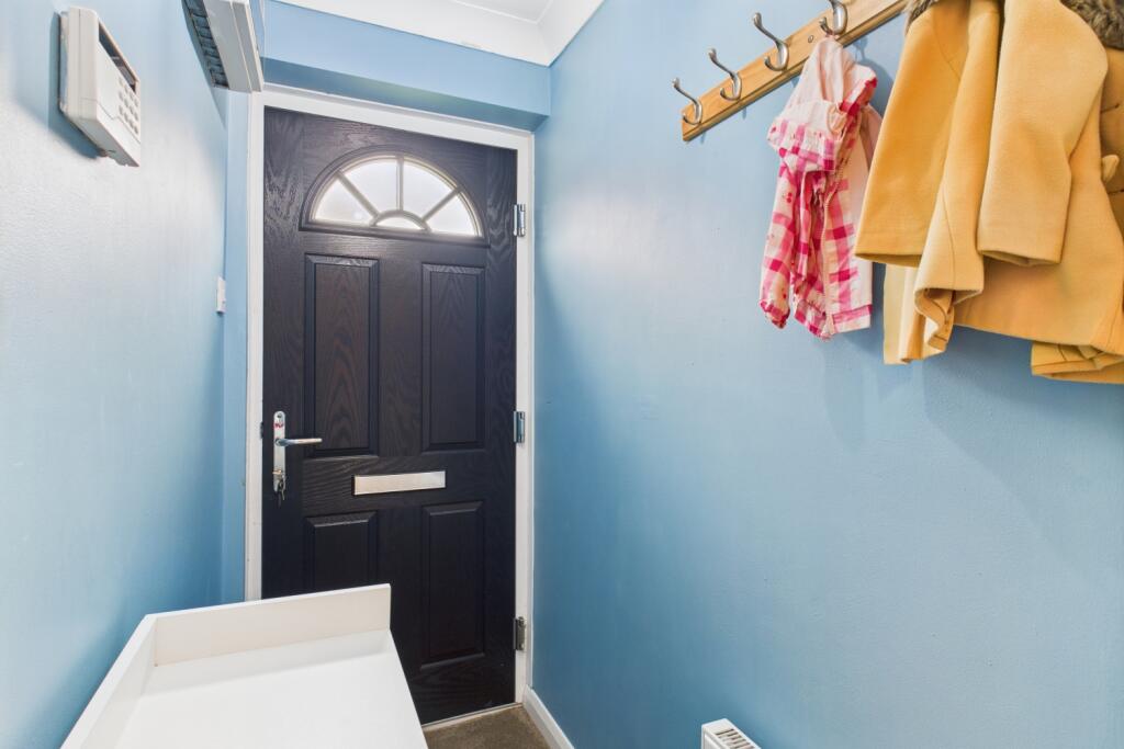 CAM03162G0-PR0309-STILL019