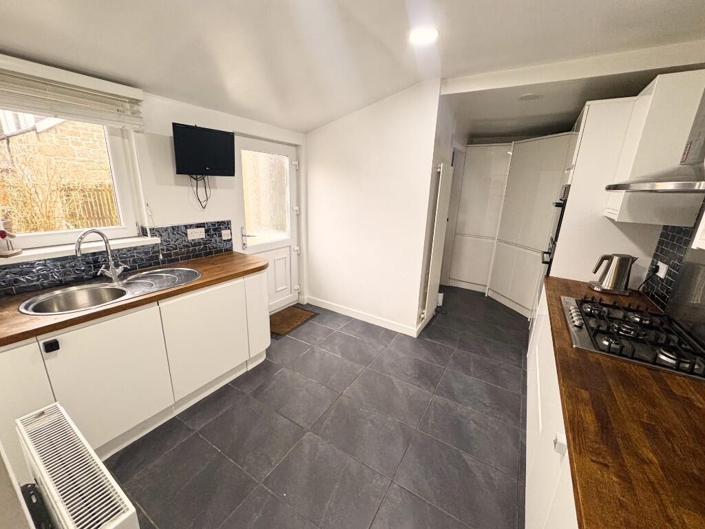 Kitchen 3