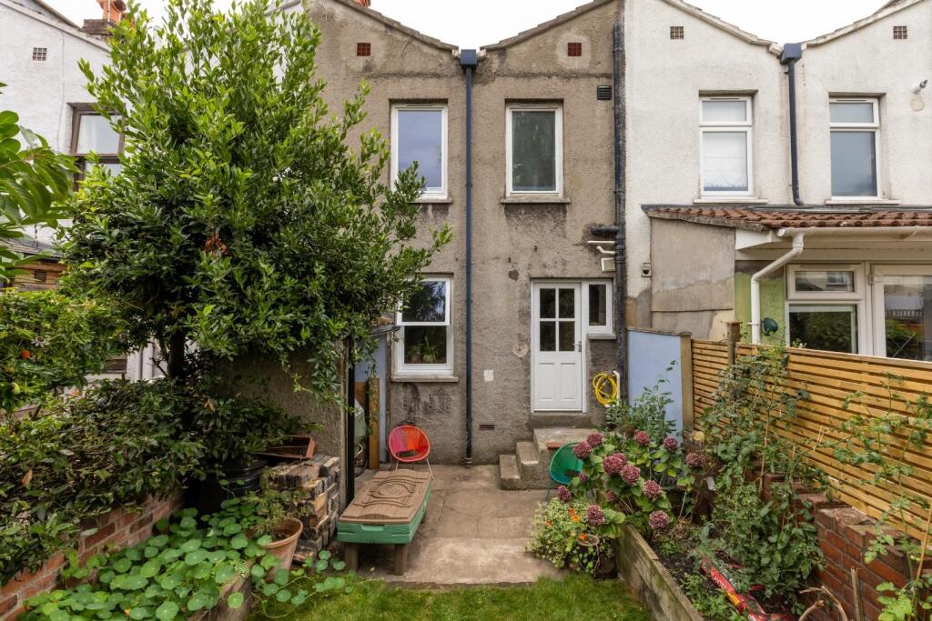 35 Southey Street, BS2-30.jpg