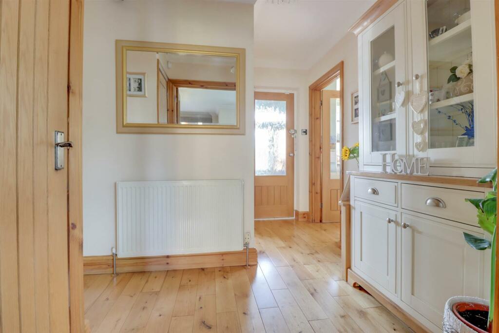 71 ATHELSTAN GARDENS-12.jpg