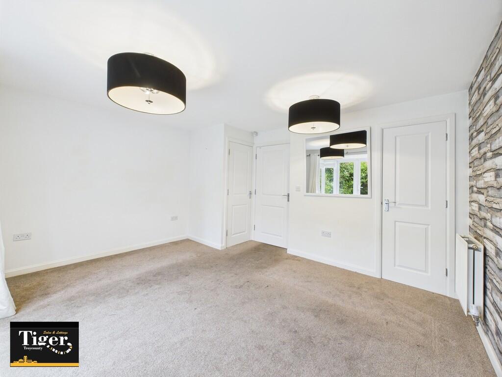 CAM03440G0-PR0386...