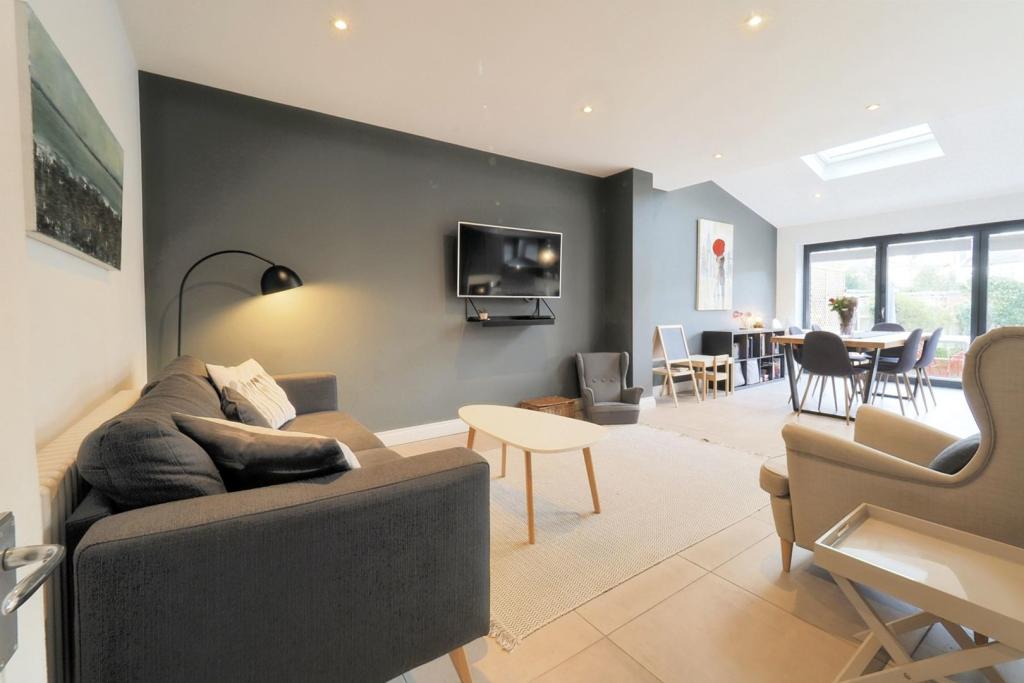 Kitchen/Family Room