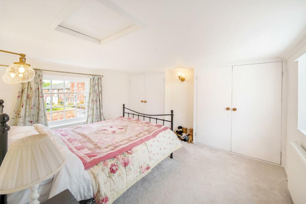 SECOND DOUBLE BEDROOM.jpg