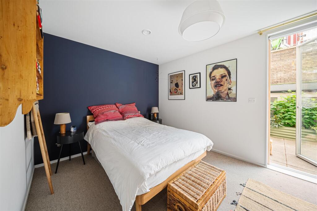 Knolly's Road-02.jpg