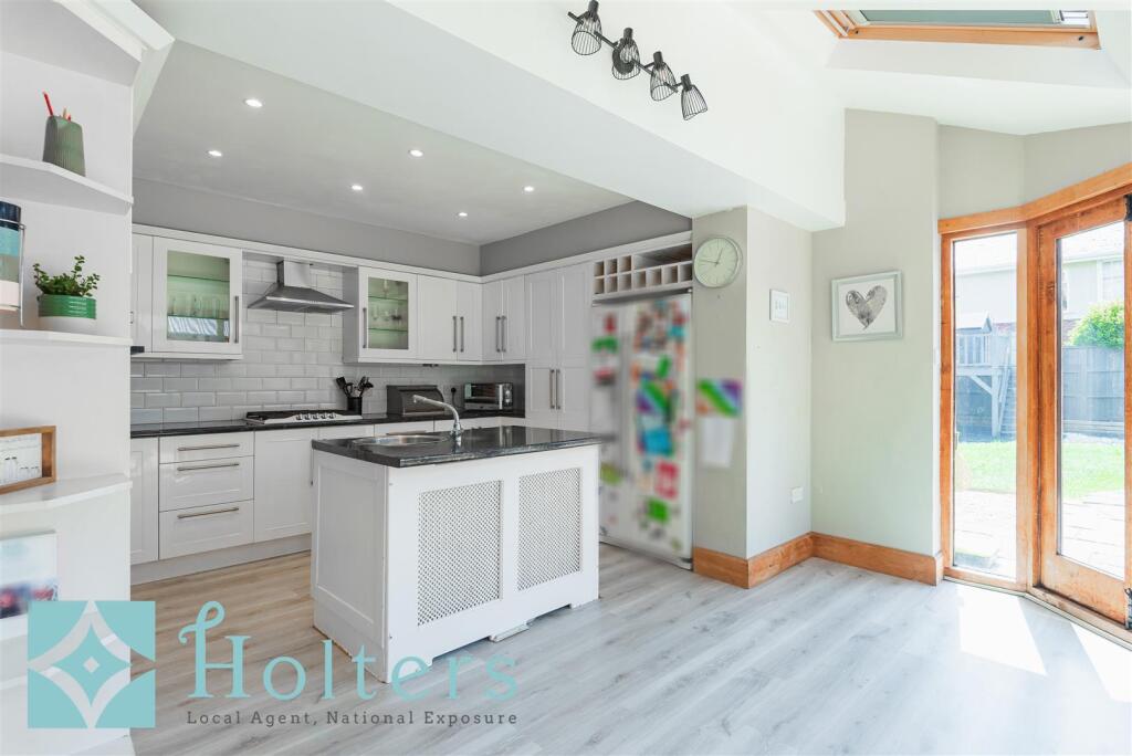 20 Ifron Road, Builth Wells-14.jpg