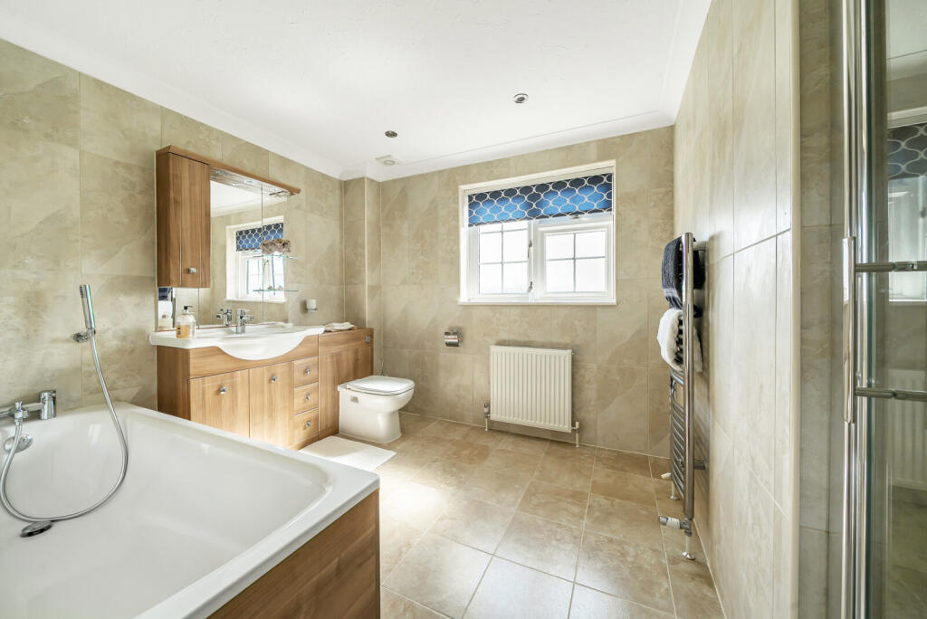 1270330 (26)aa.jp...