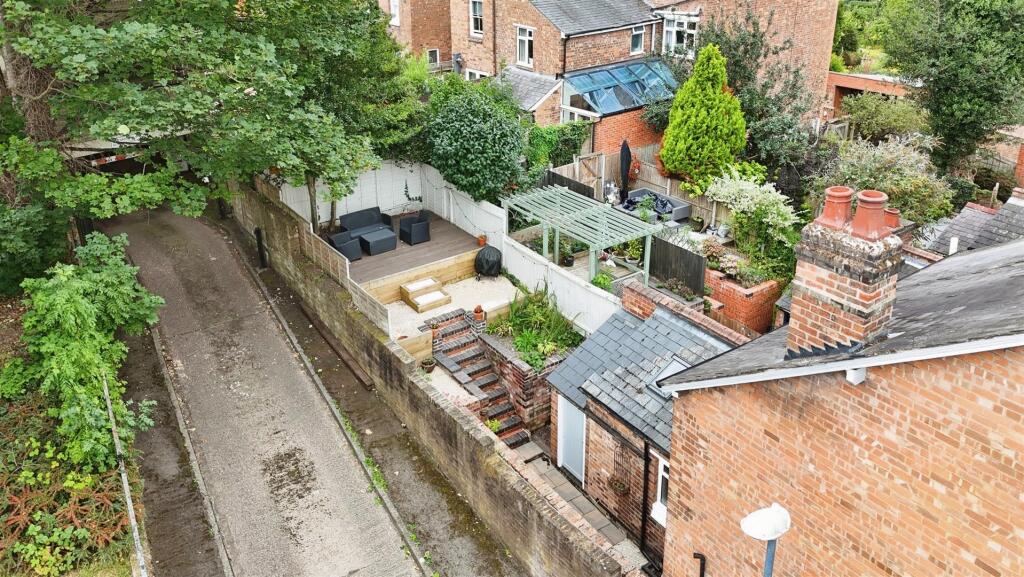 73376833-A-437F-A988-3E76F31D74E4-7837-000004E3999