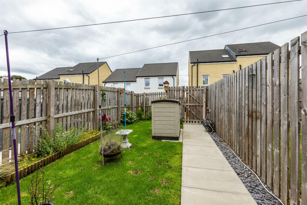 7 Knoll Park Mews Galashiels 27.JPG