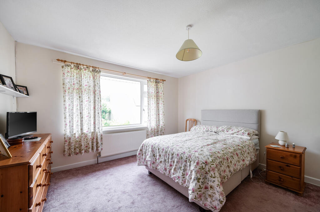 1305679-16-6846e9...