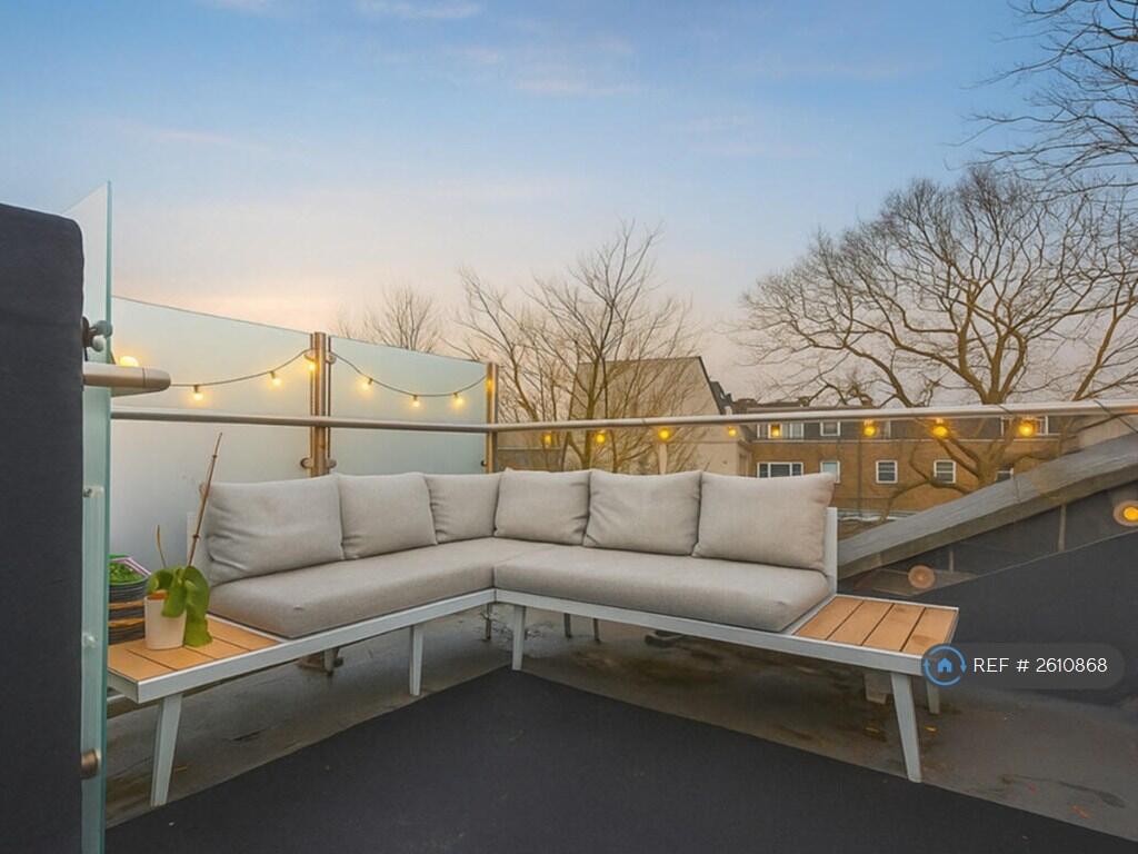 Roof Terrace 