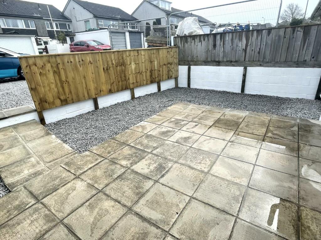 Front Patio.jpeg