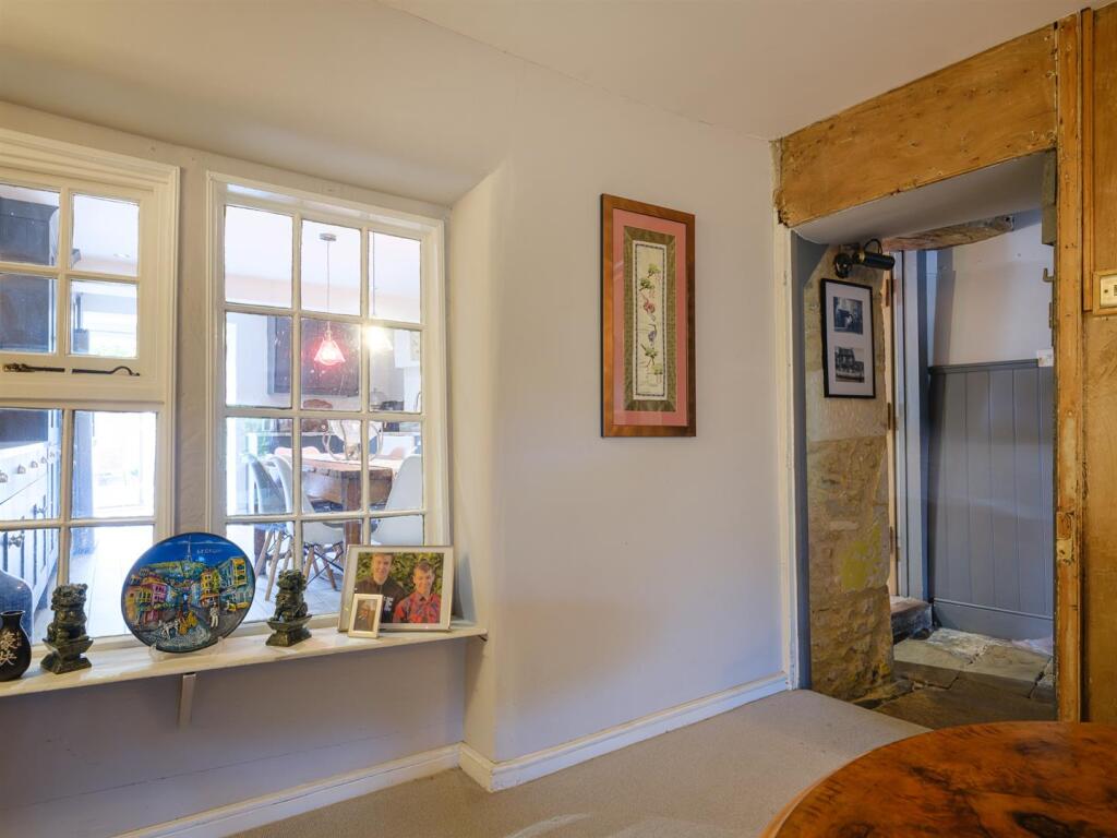 12 London Road-32.jpg