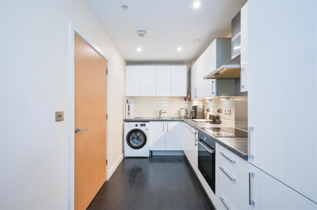 REDWOOD DRIVE,  (4).jpg