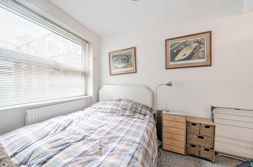 1356683-9-68cac16...