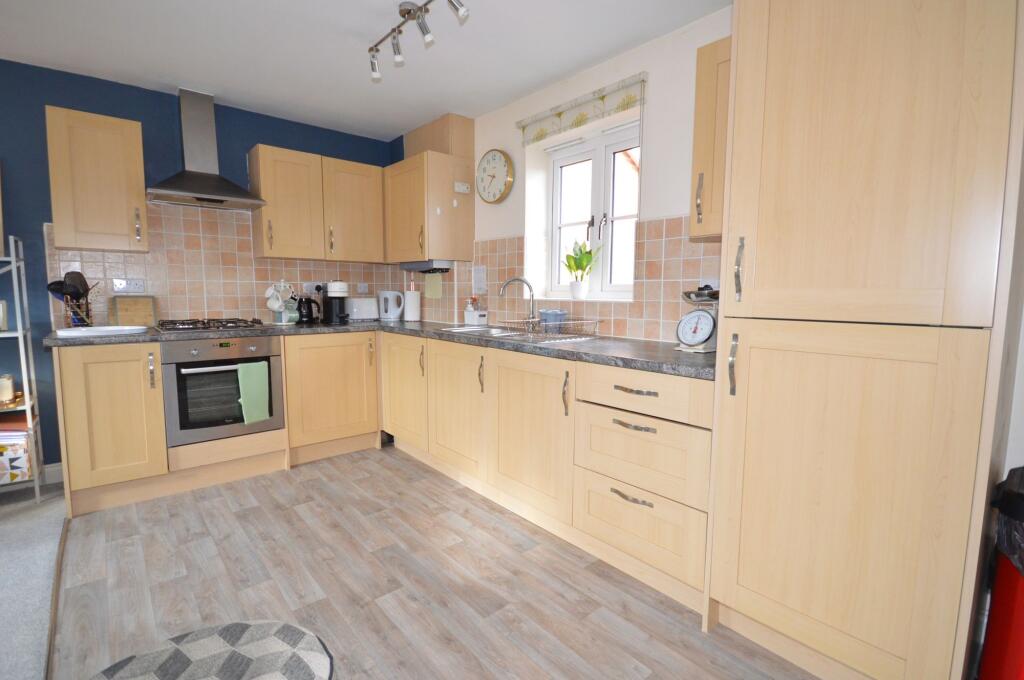 Fitted kitchen