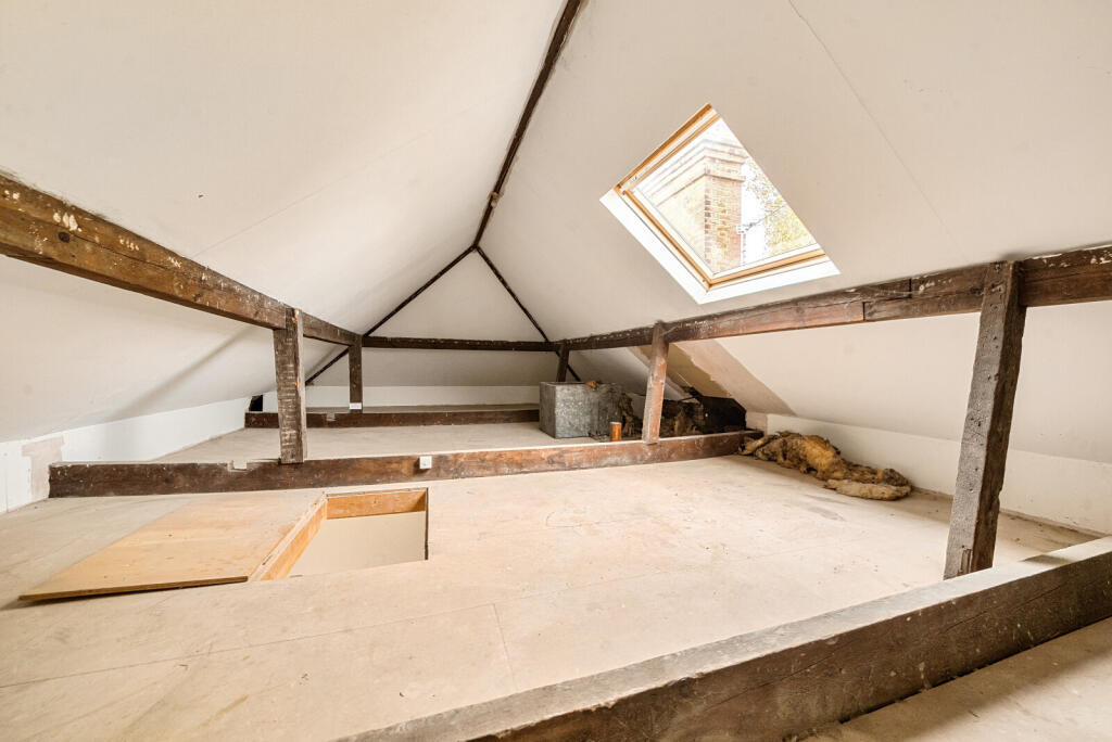 1374556-8-6908818...