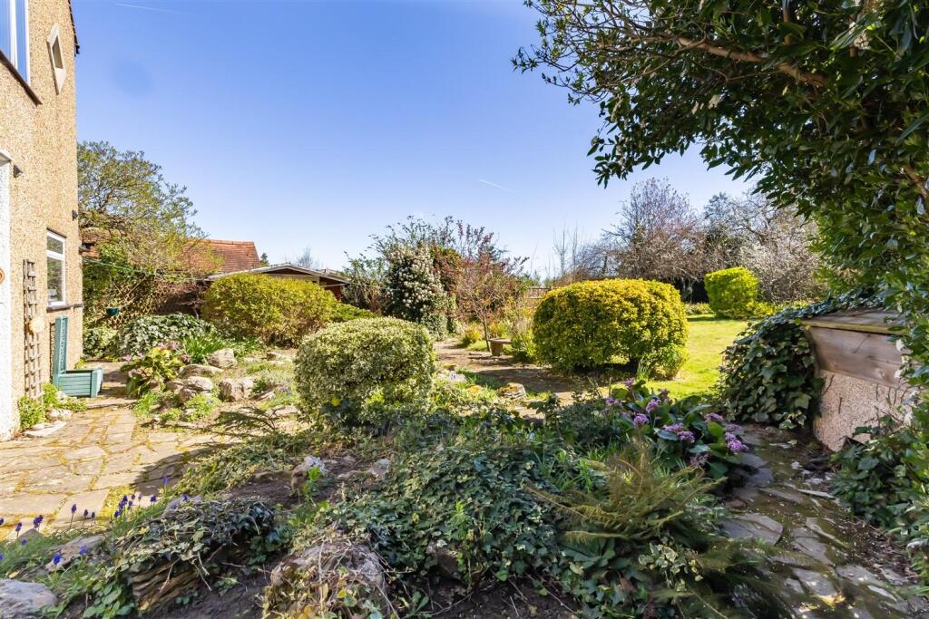 15 HeathDrive (39).jpg