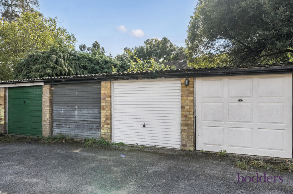 5a6aba4a-a111-42f...