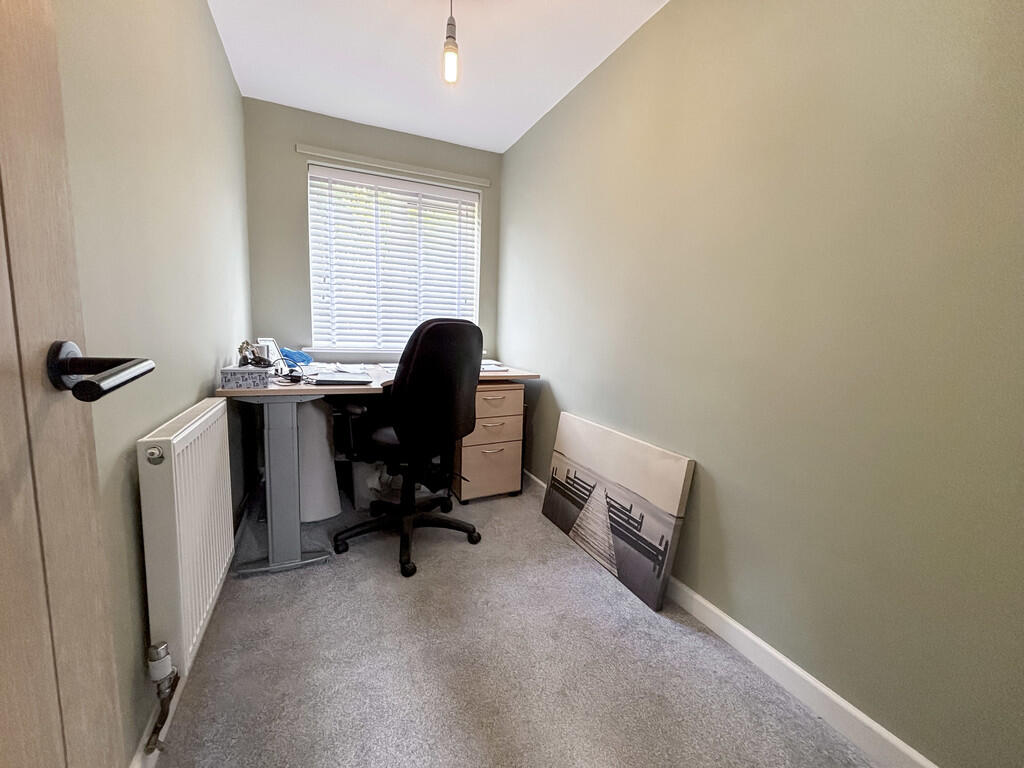 Office/Bedroom 3 