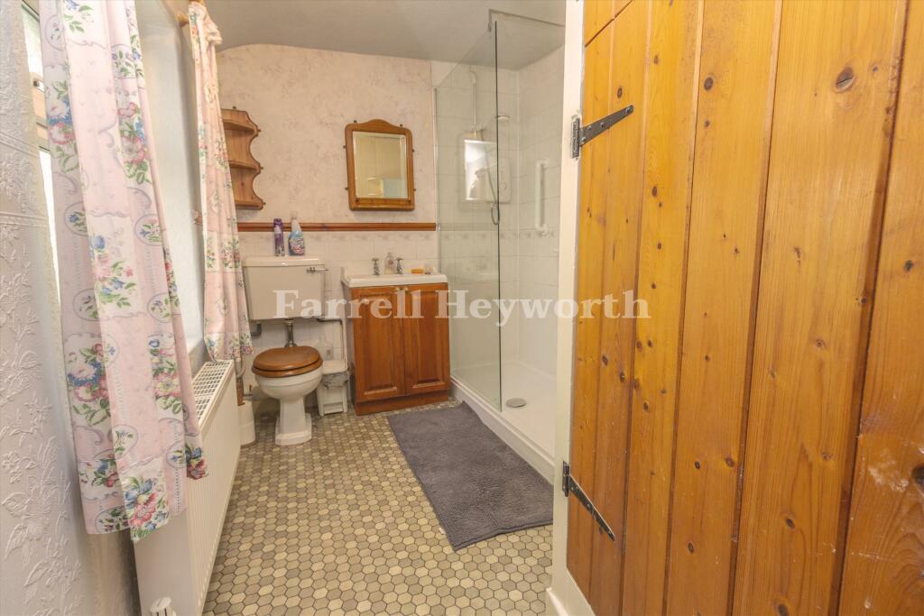 Shower Room FF