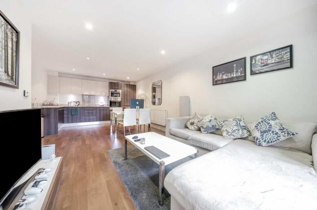 Davidson Frost-Wellings, DFW, Madeleine Court, Sta