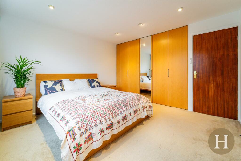 Hadleigh Estate Agents-6.jpg