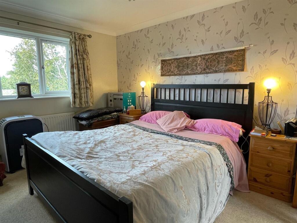 Bedroom.jpg