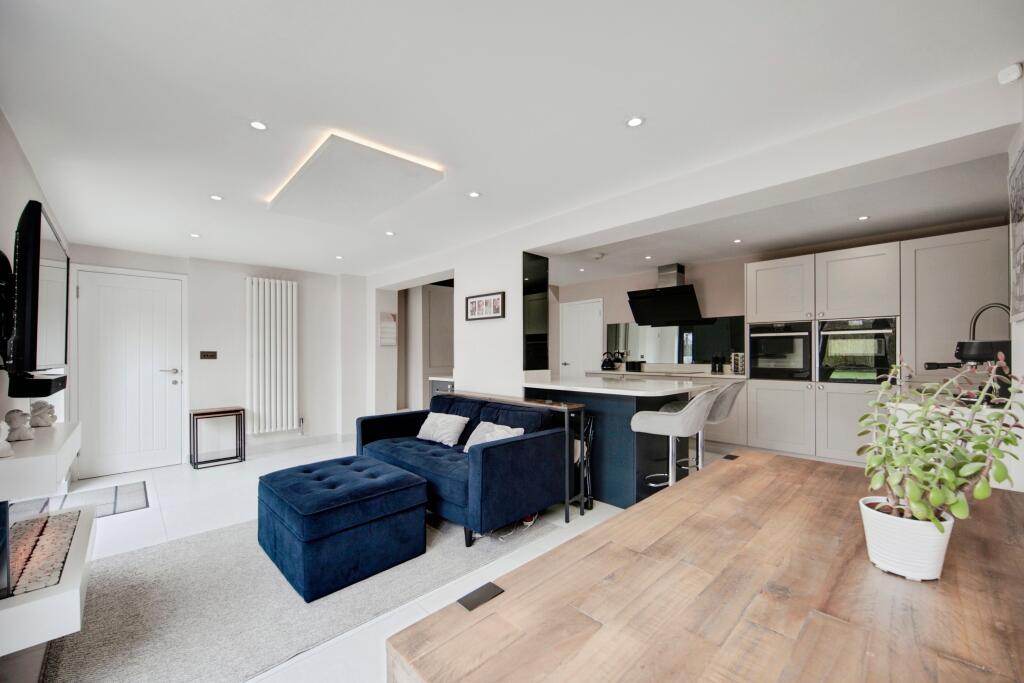 Open Plan Kitchen/Dining Room