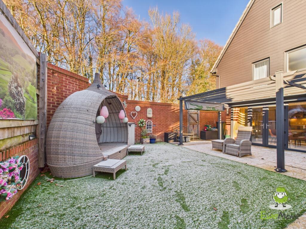 EweMove Estate Agents Basingstoke - Fairway Road 