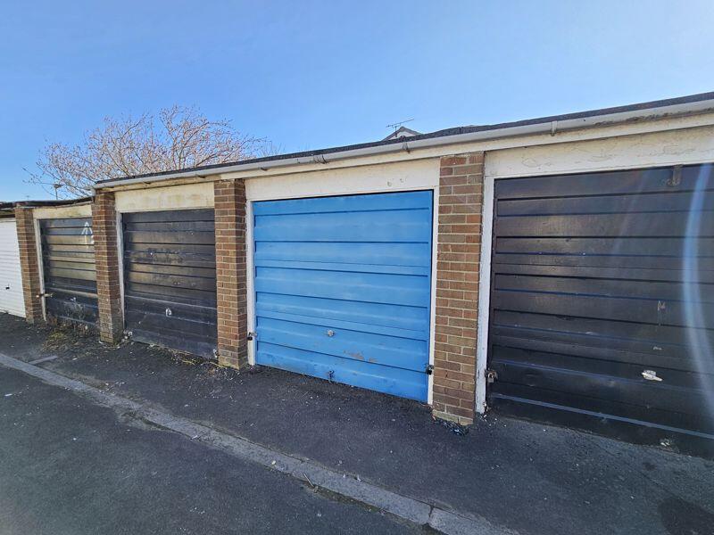 Garage Additional Image