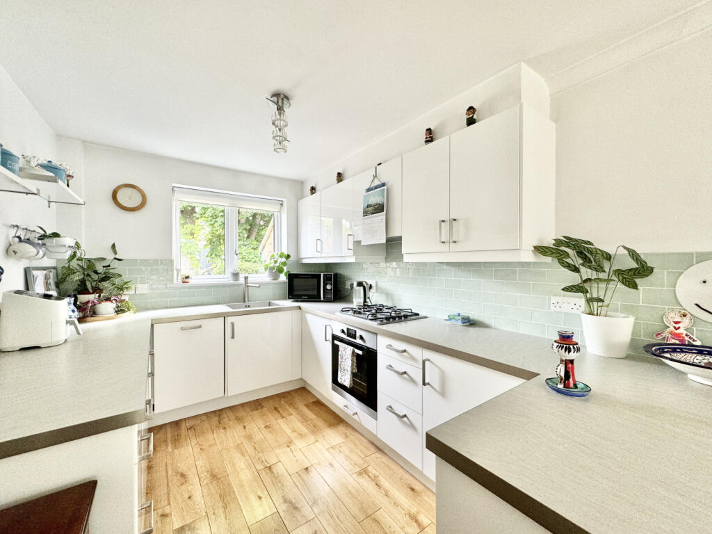 Akeaman Residential