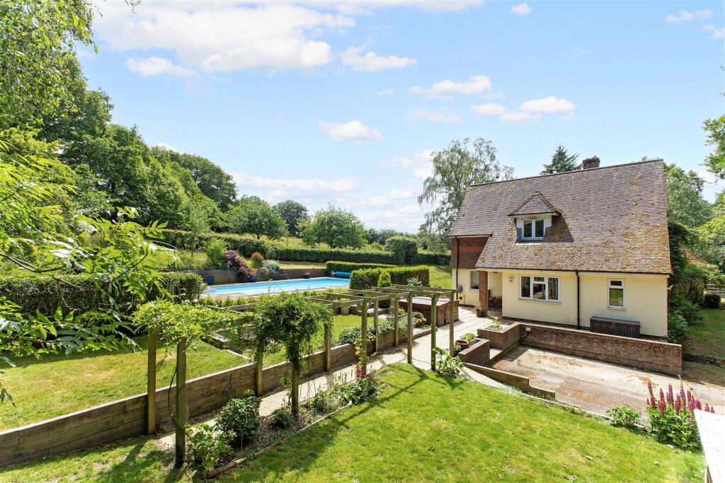 Garden to Pool