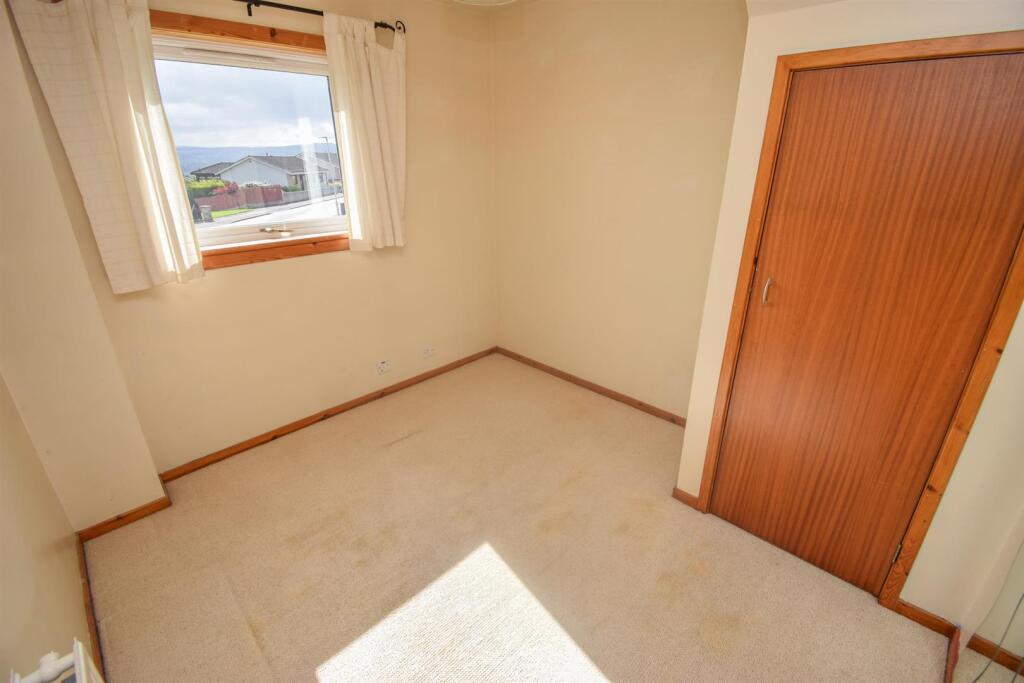 BEDROOM TWO-2.jpg