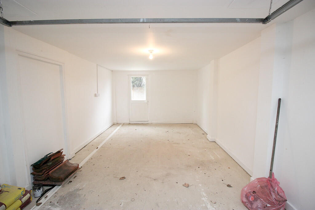 IMG_14872_10_larg...