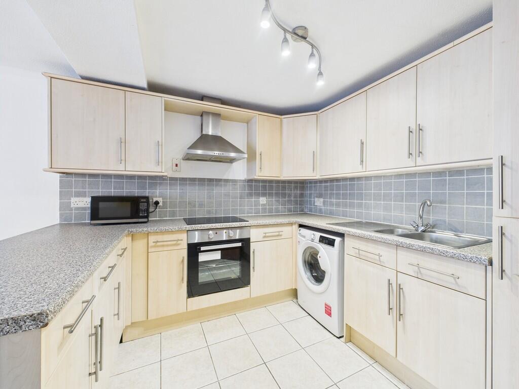 CAM02089G0-PR0549...